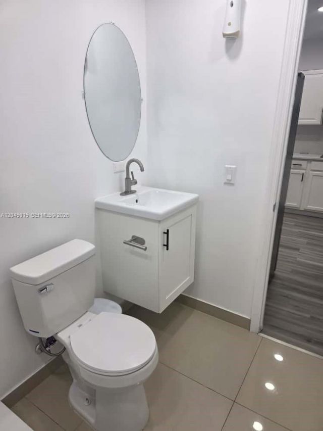 23 Miami Gardens Rd , Unit 3, West Park, FL 33023 Photo