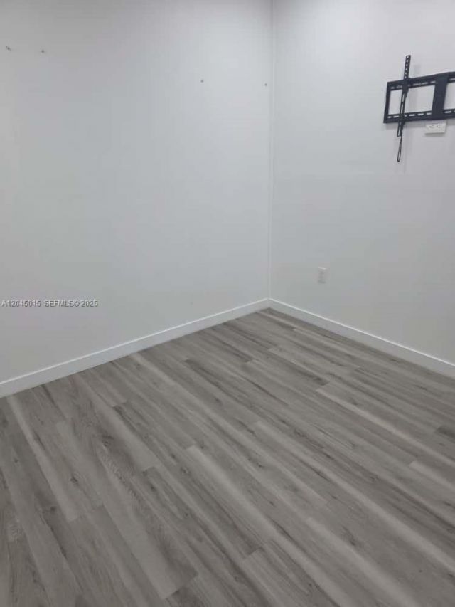23 Miami Gardens Rd , Unit 3, West Park, FL 33023 Photo