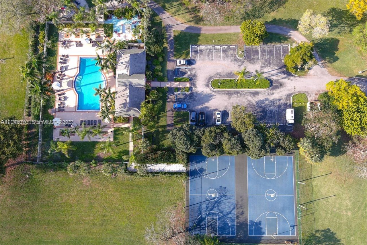 15975 SW 109th St, Unit 1, Miami, FL 33196 Photo