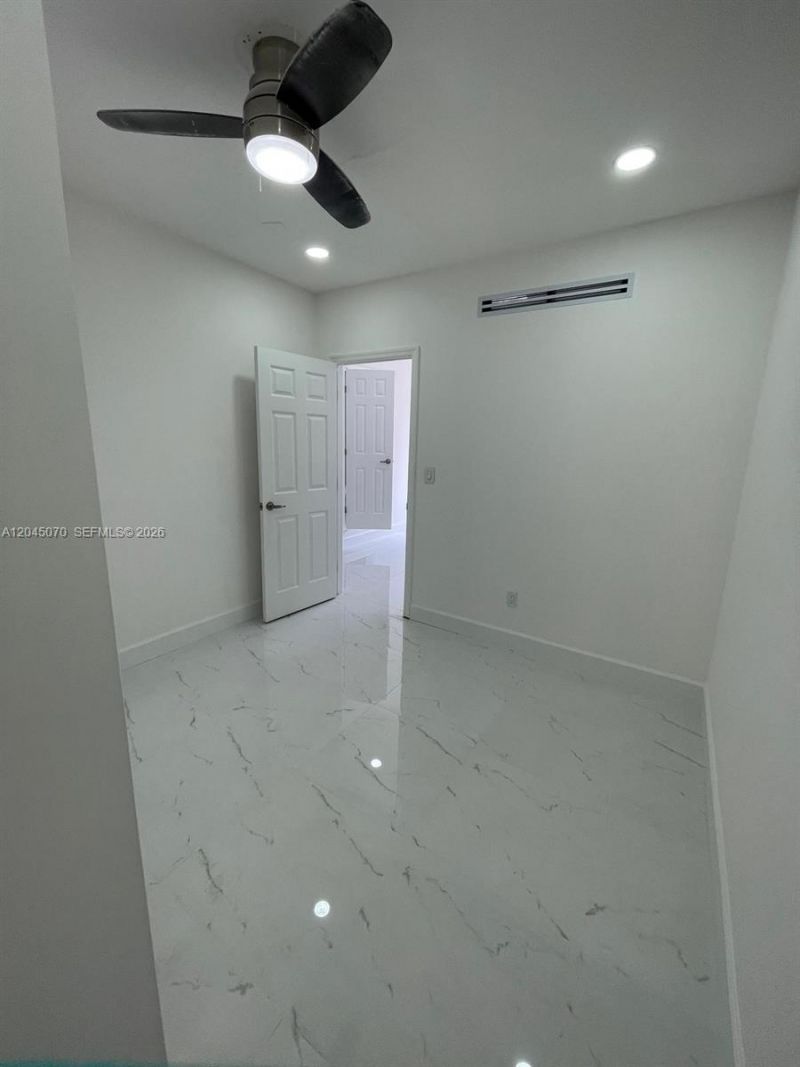 15975 SW 109th St, Unit 1, Miami, FL 33196 Photo