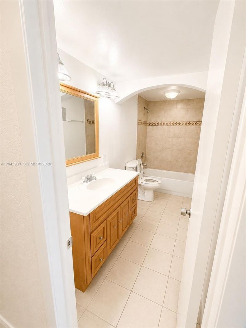 4850 SW 63rd Ter, Unit 224, Davie, FL 33314 Photo