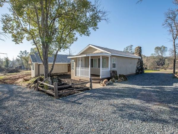 4555-B Paradise Ln, Auburn, CA 95602