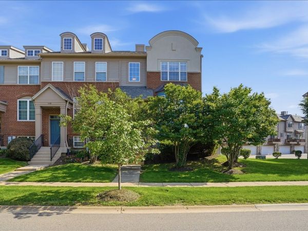 1644 Station Park Drive , Grayslake, IL 60030