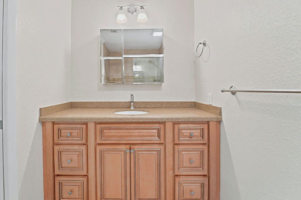 18966 SE Southgate Drive, Jupiter, FL 33469 Photo