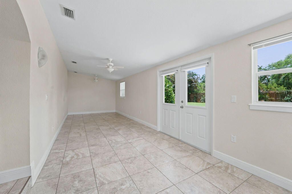 18966 SE Southgate Drive, Jupiter, FL 33469 Photo