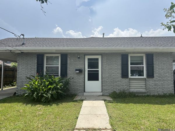 6072 Wilton Dr, New Orleans, LA 70122