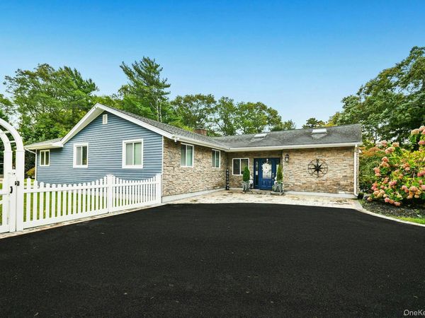 703 Lincoln Avenue, Sayville, NY 11782