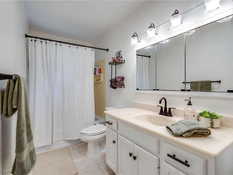 1501 Corrib Avenue NW, Canton, OH 44708 Photo 16