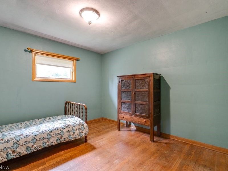1568 Hagey Drive, Barberton, OH 44203 Photo 12