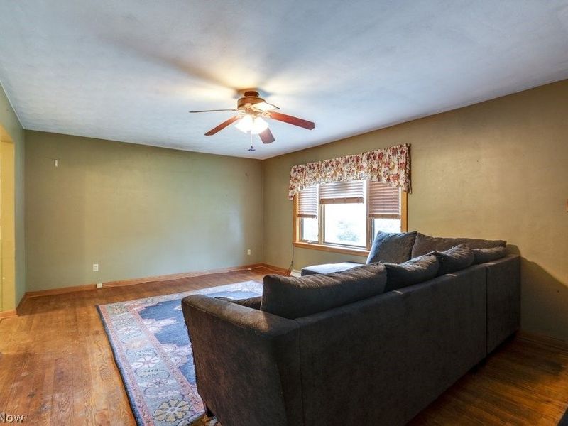 1568 Hagey Drive, Barberton, OH 44203 Photo 4