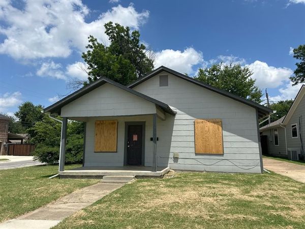 3301 Frazier Avenue, Fort Worth, TX 76110
