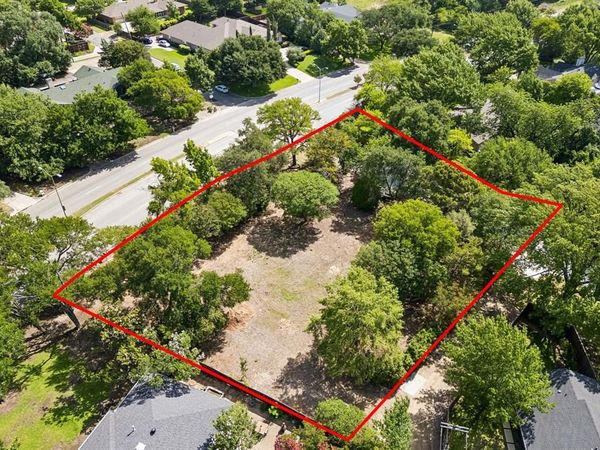 7058 Spring Valley Road, Dallas, TX 75254