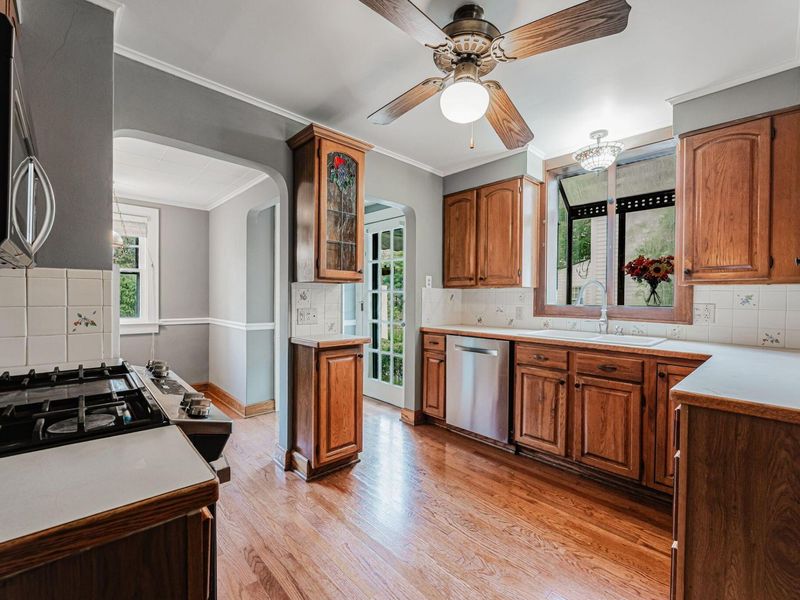 944 S Cassingham Road, Bexley, OH 43209 Photo 17