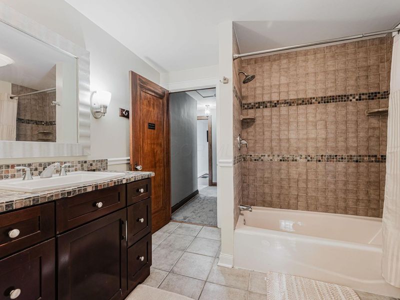 944 S Cassingham Road, Bexley, OH 43209 Photo 28