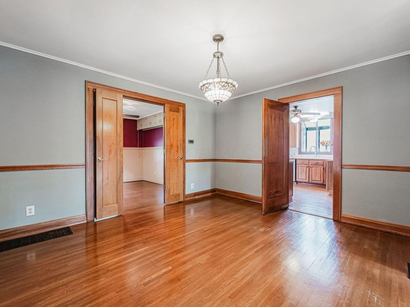 944 S Cassingham Road, Bexley, OH 43209 Photo 9