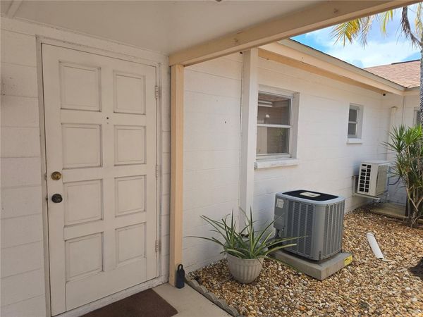 5064 LIVE OAK CIR, Unit 5064, BRADENTON, FL 34207