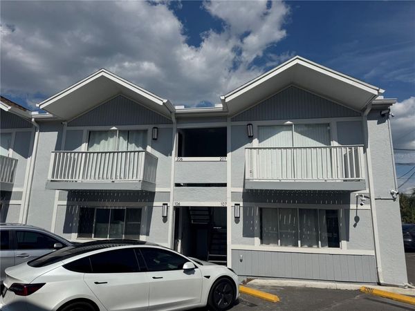 5201 S MACDILL AVENUE , Unit 207, TAMPA, FL 33611