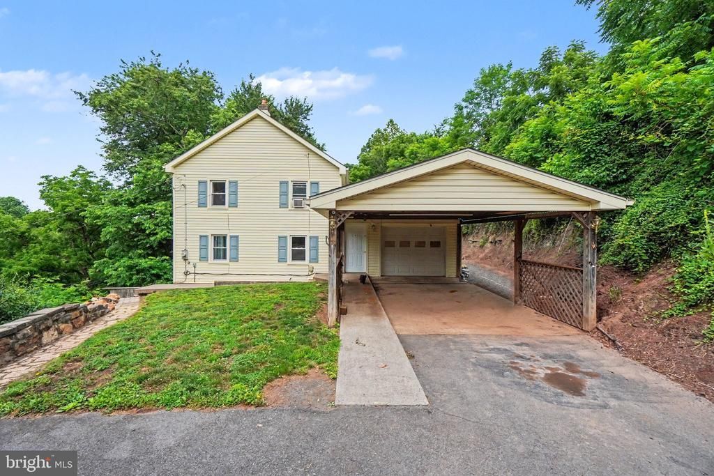103 TURKEY BIRD ROAD , NEWPORT, PA 17074