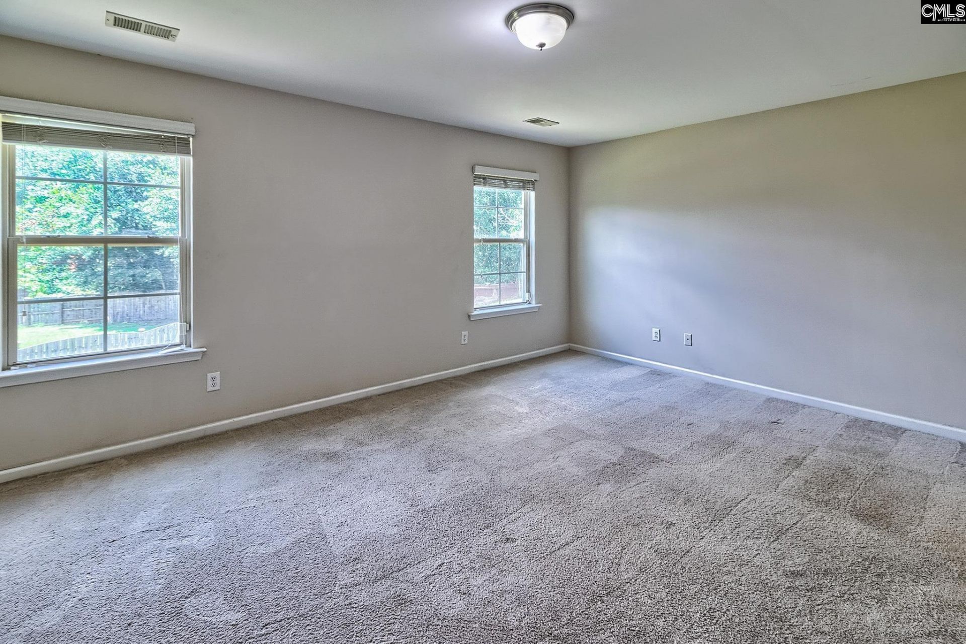75 Edgerow Court  Photo 17