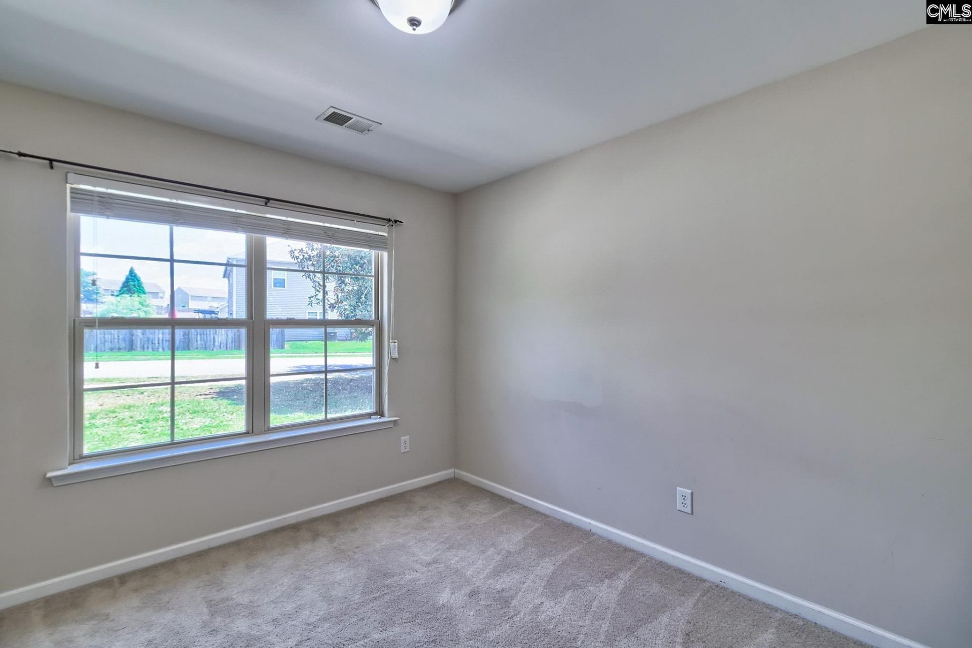 75 Edgerow Court  Photo 26