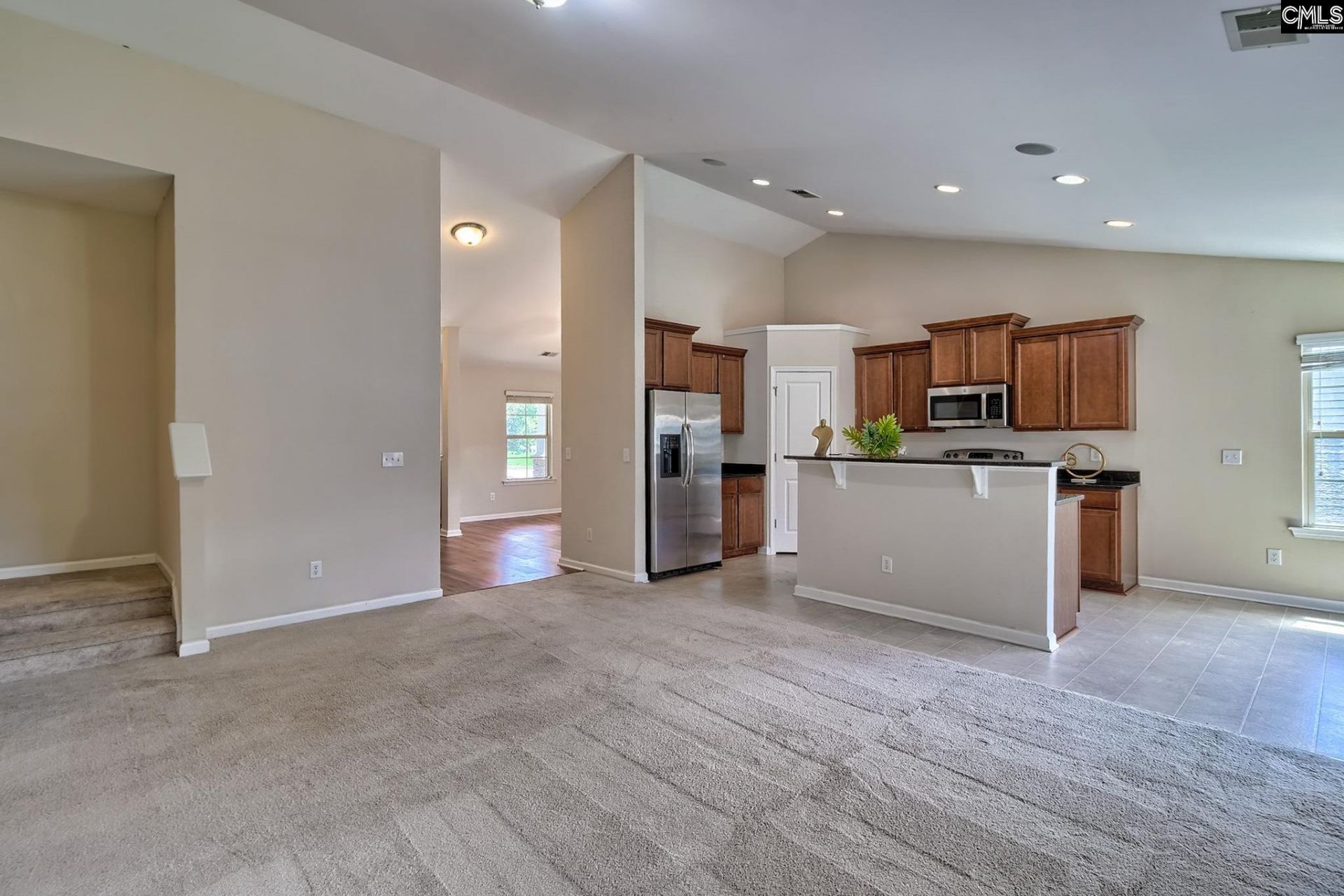 75 Edgerow Court  Photo 8