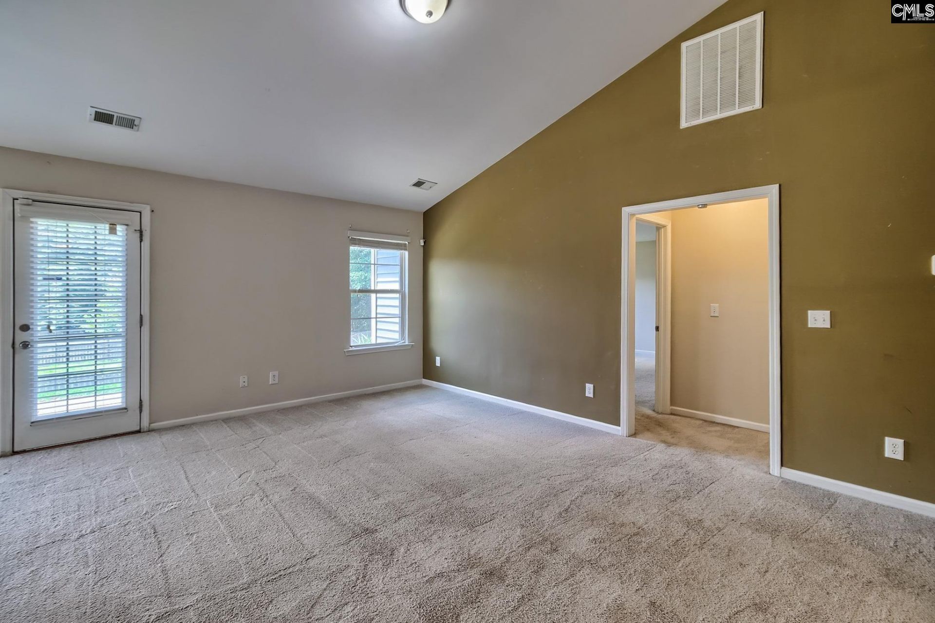 75 Edgerow Court  Photo 9