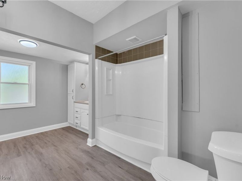 340 E 276th Street, Euclid, OH 44132 Photo 19
