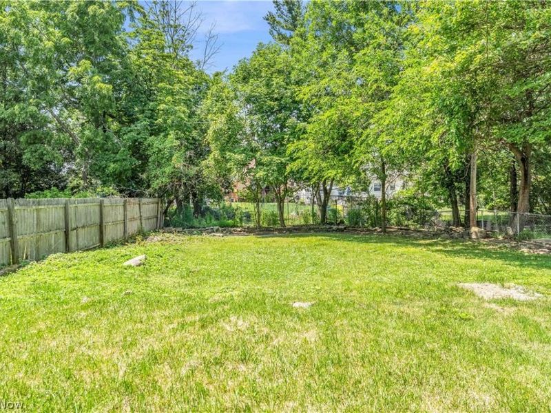 340 E 276th Street, Euclid, OH 44132 Photo 29