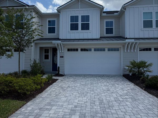397 OAKMOSS Drive, St. Johns, FL 32259