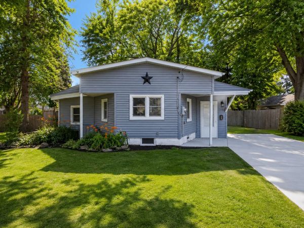 115 Cedar Street , Sandwich, IL 60548