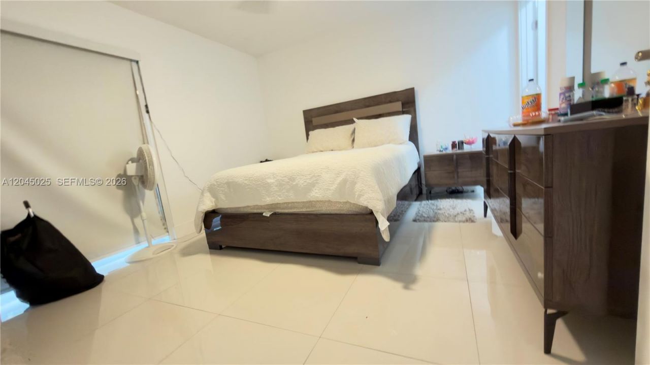 920 NW 65th St , Miami, FL 33150 Photo