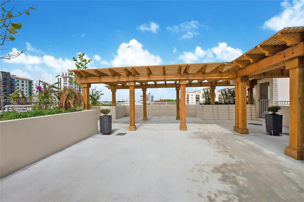 120 Salamanca Ave , Unit PH, Coral Gables, FL 33134 Photo