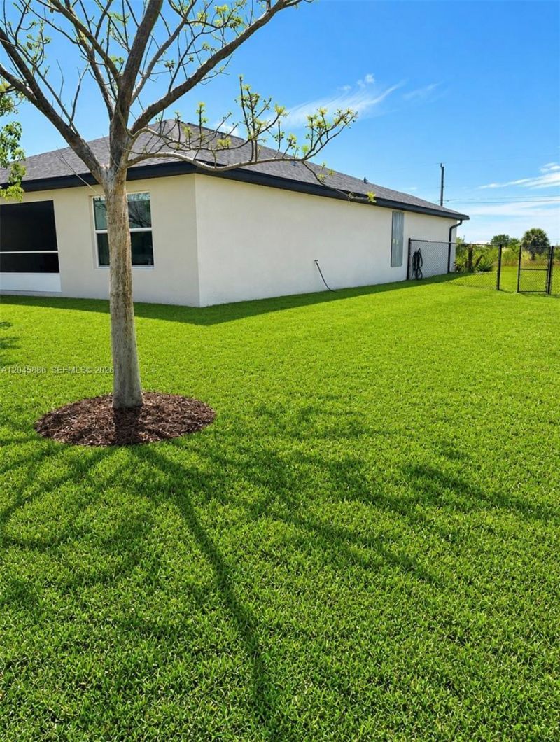 2123 NE 6th Ave , Cape Coral, FL 33909 Photo