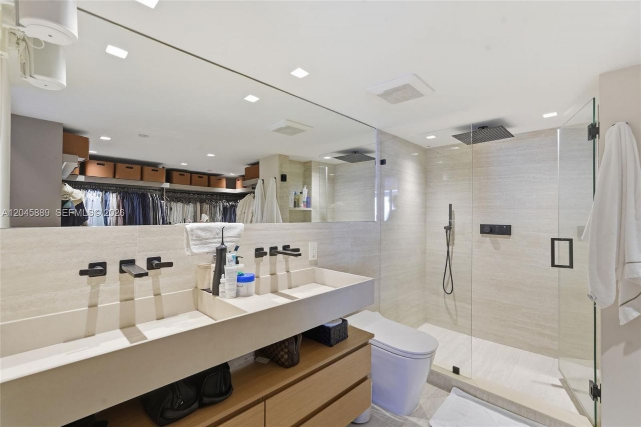 2025 Brickell Ave , Unit 1401, Miami, FL 33129 Photo