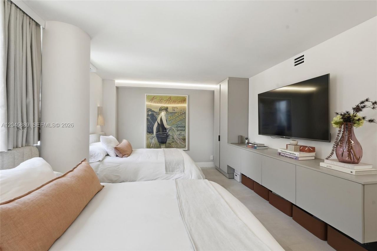 2025 Brickell Ave , Unit 1401, Miami, FL 33129 Photo