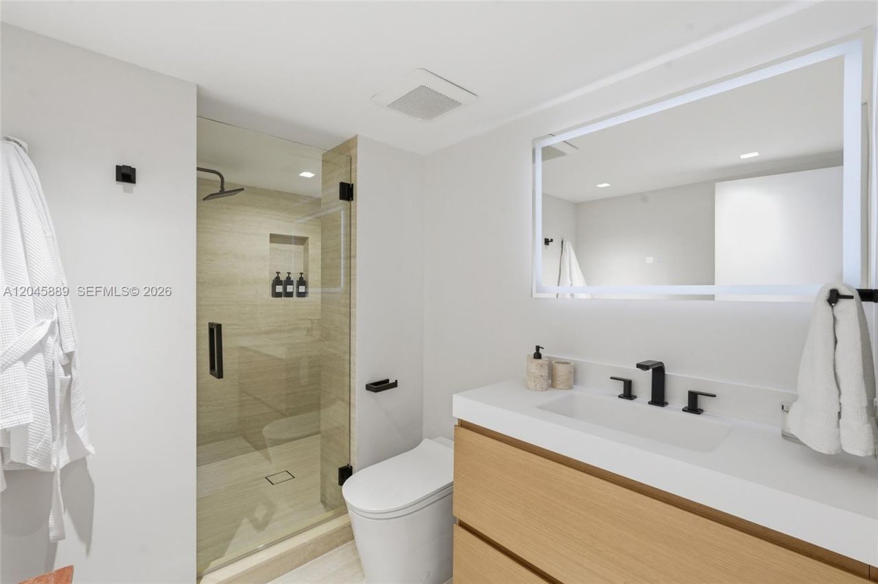 2025 Brickell Ave , Unit 1401, Miami, FL 33129 Photo