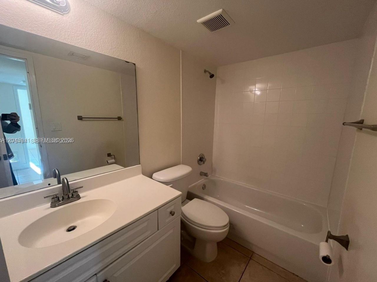 5112 NW 79 Ave , Unit 202, Doral, FL 33166 Photo