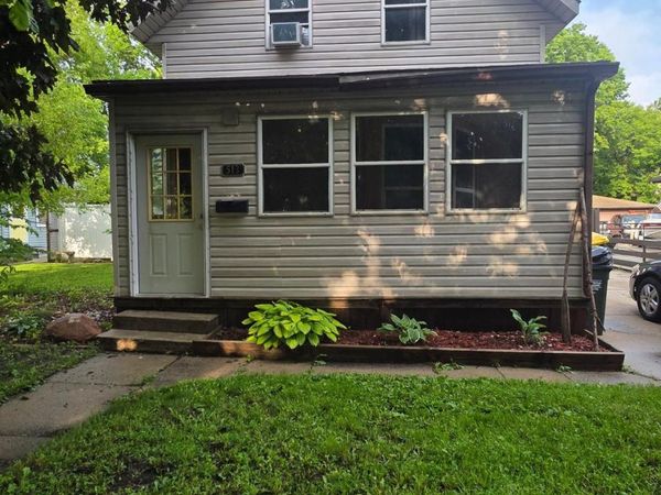 513 3rd Street SE, Willmar, MN 56201