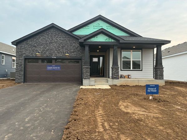 5184 Long Pointe Bay, Woodbury, MN 55129