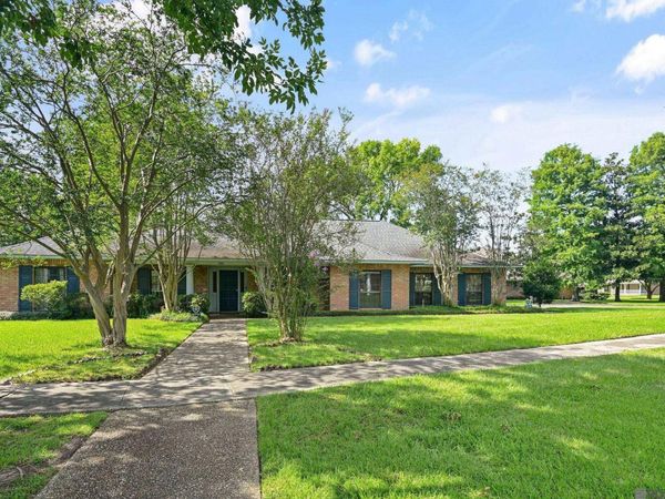 12015 Lake Lery Ave, Baton Rouge, LA 70816