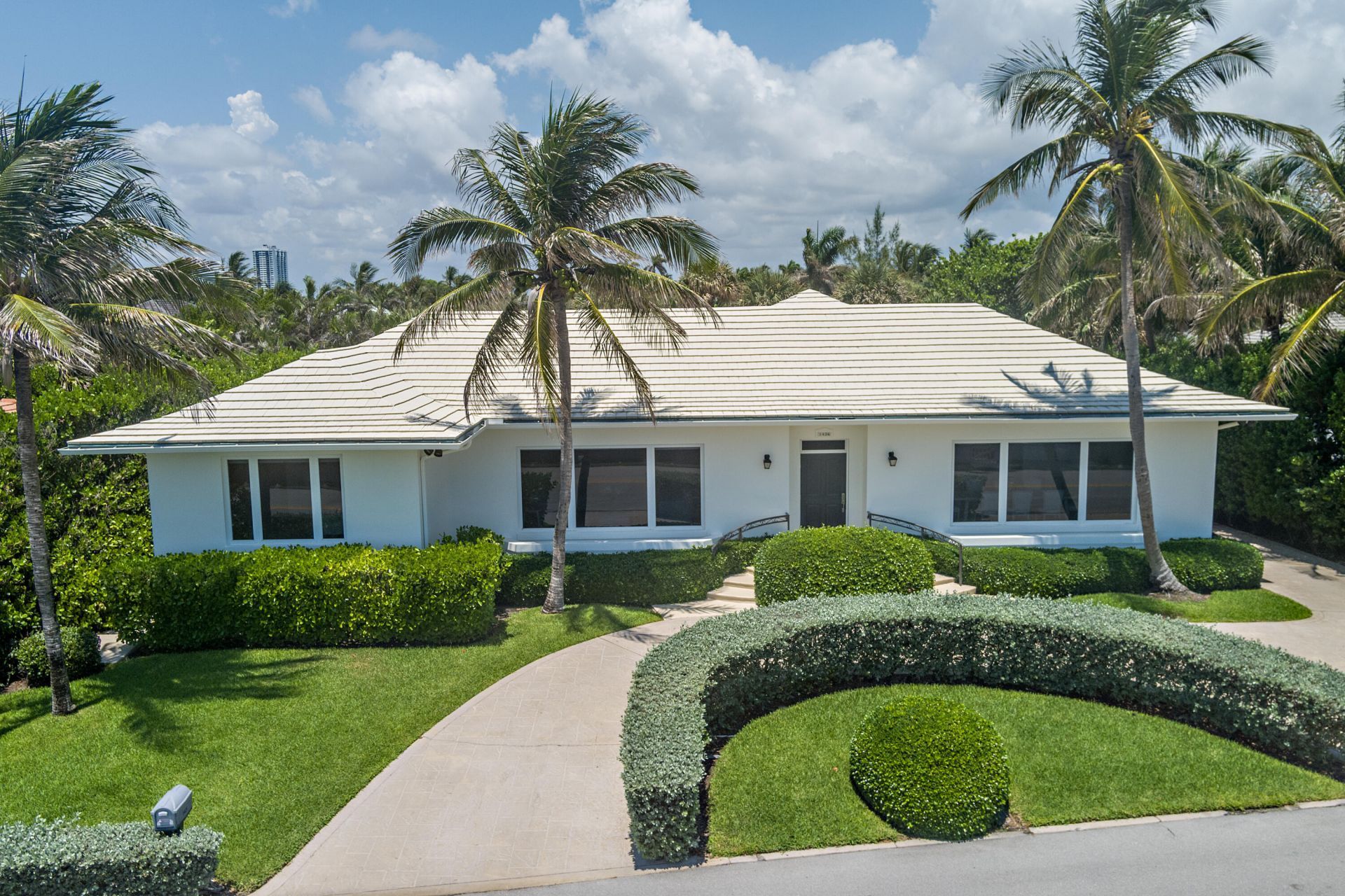 1426 N Ocean Boulevard, Palm Beach, FL 33480 Photo