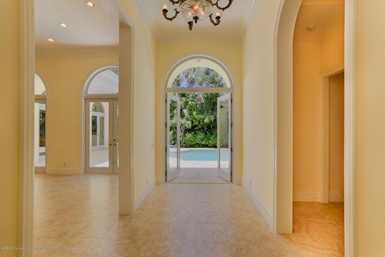 1426 N Ocean Boulevard, Palm Beach, FL 33480 Photo