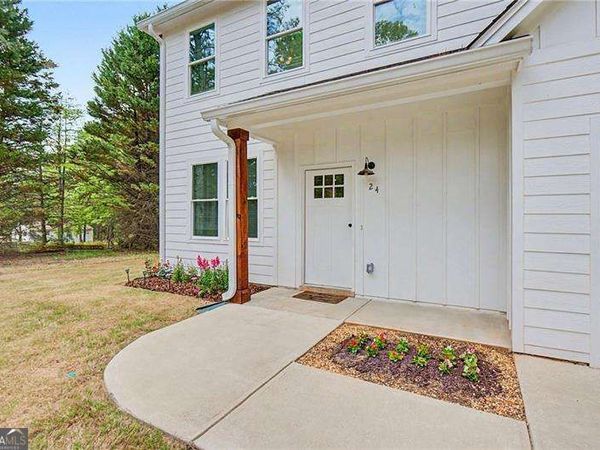 24 Rocky Circle NE, White, GA 30184
