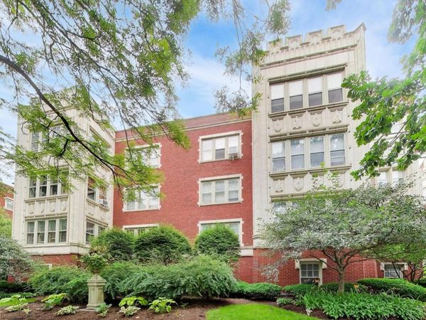 Unit 3CC, Oak Park, IL 60302