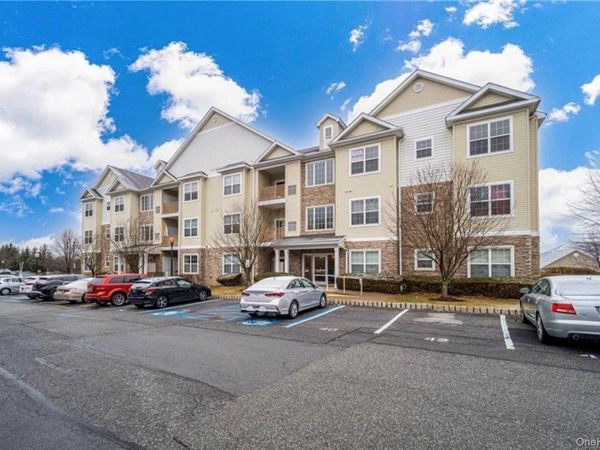943 Tower Ridge Circle , Middletown, NY 10941