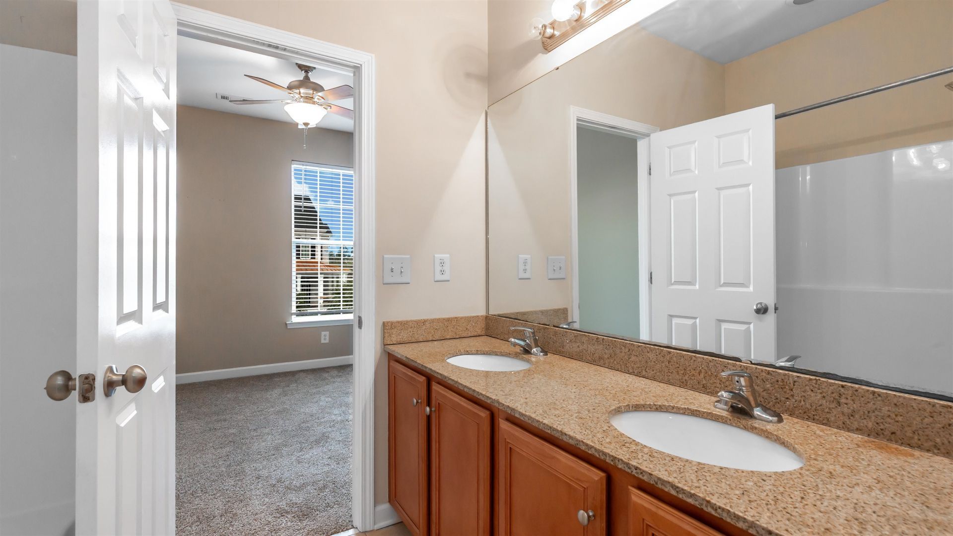 2954 Yancey Way  Photo 25