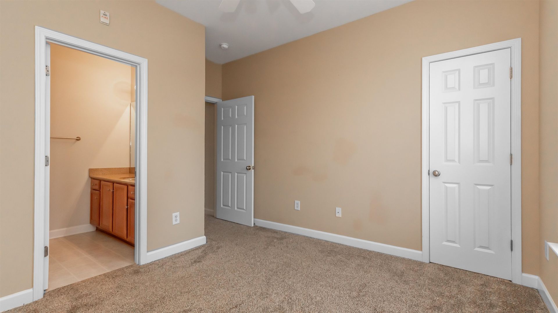 2954 Yancey Way  Photo 29