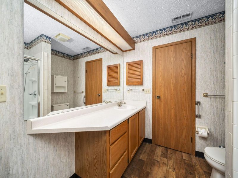 2636 Trottersway Drive, Unit 29, Columbus, OH 43235 Photo 18