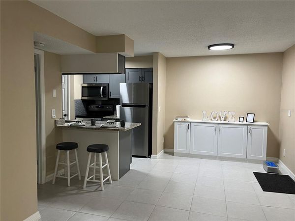 211 THORN TREE PLACE, BRANDON, FL 33510