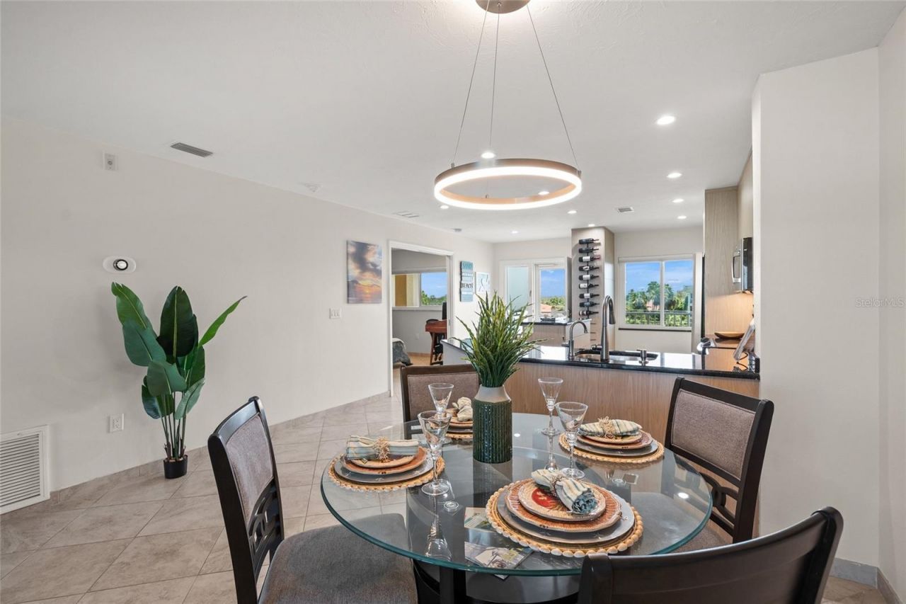8630 Midnight Pass Road, Unit 502A, Sarasota, FL 34242 Photo